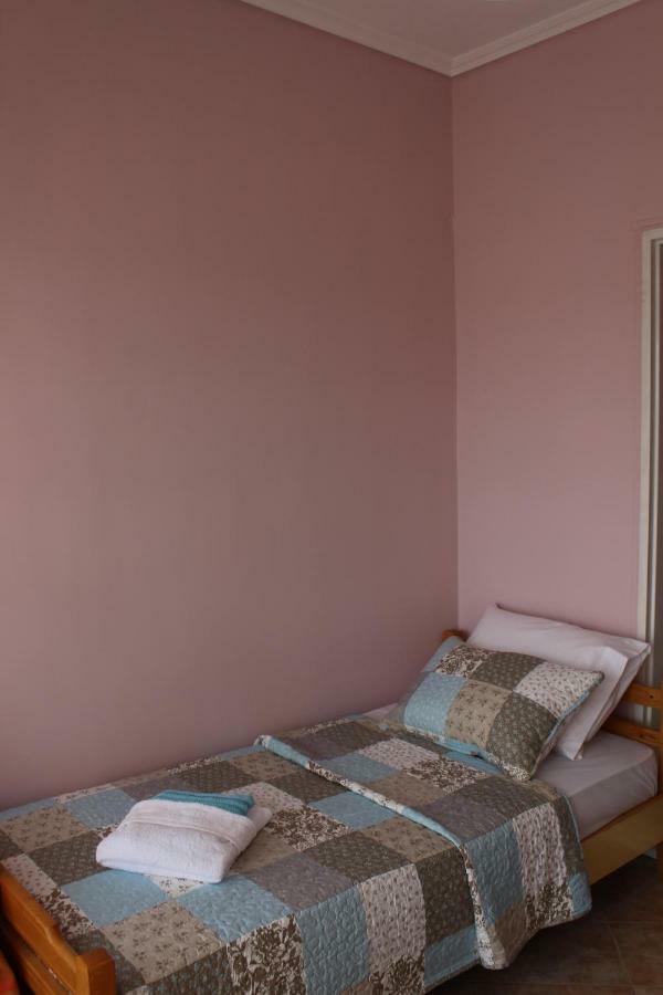 Souzana Rooms 1 Nea Plagia Bagian luar foto