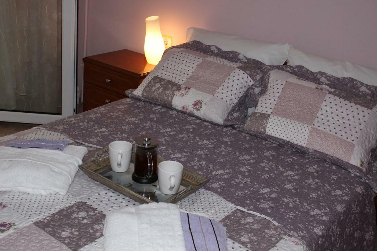 Souzana Rooms 1 Nea Plagia Bagian luar foto